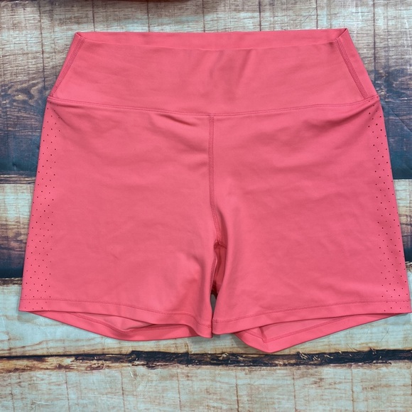 BuffBunny Pink Laser Cut Out Set - Picture 6 of 12